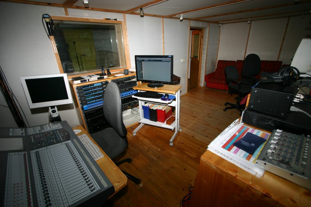 studio2011 5
